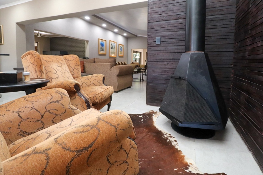 5 Bedroom Property for Sale in Irene Park North West